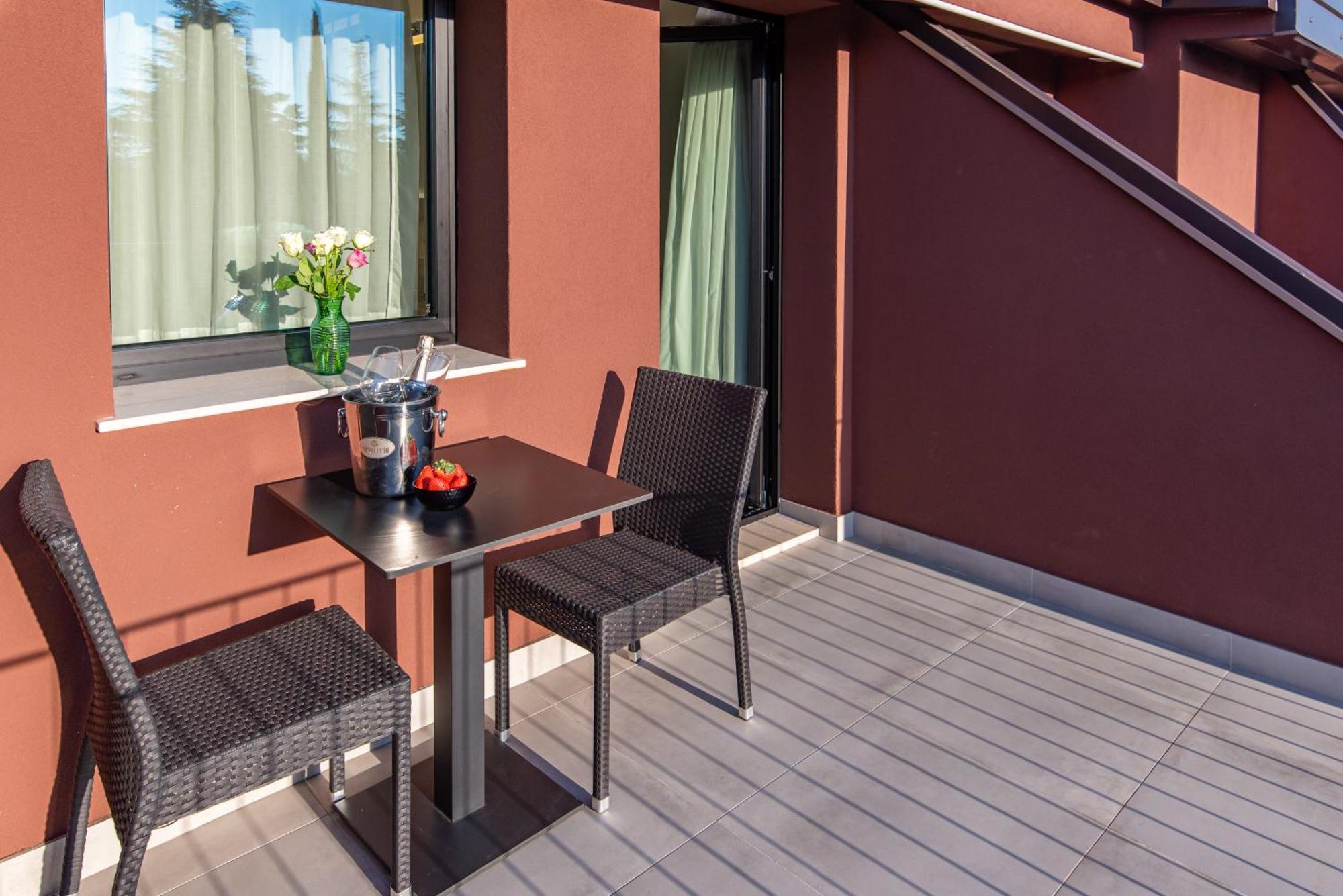 Ile Hotel Peschiera del Garda Luaran gambar