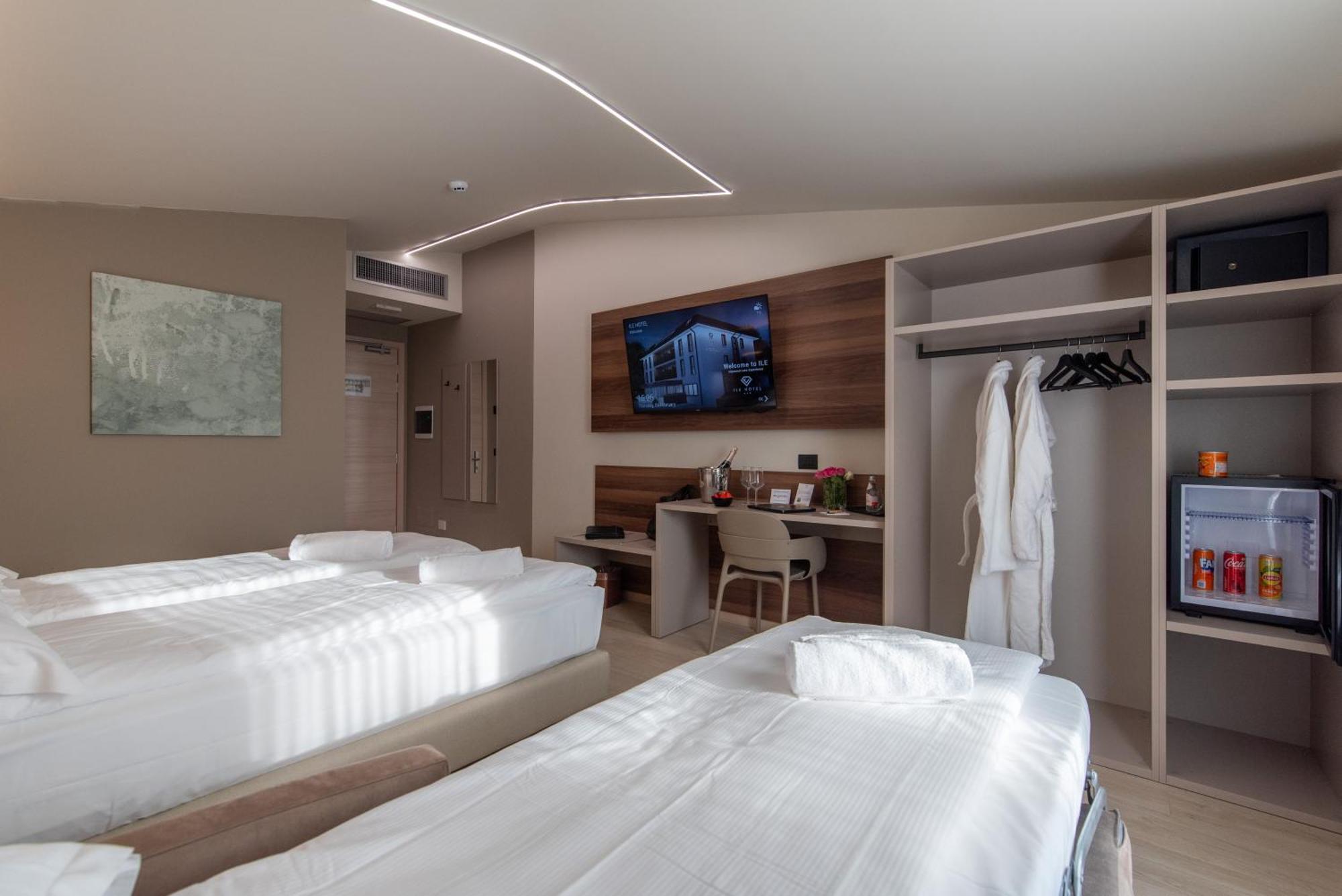 Ile Hotel Peschiera del Garda Luaran gambar