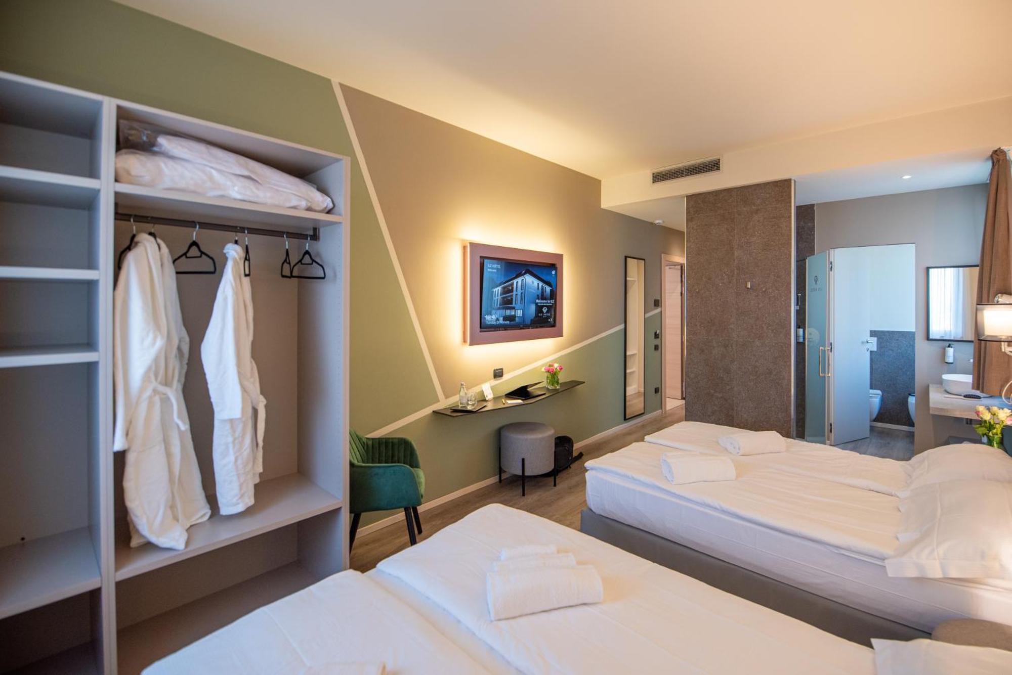 Ile Hotel Peschiera del Garda Luaran gambar