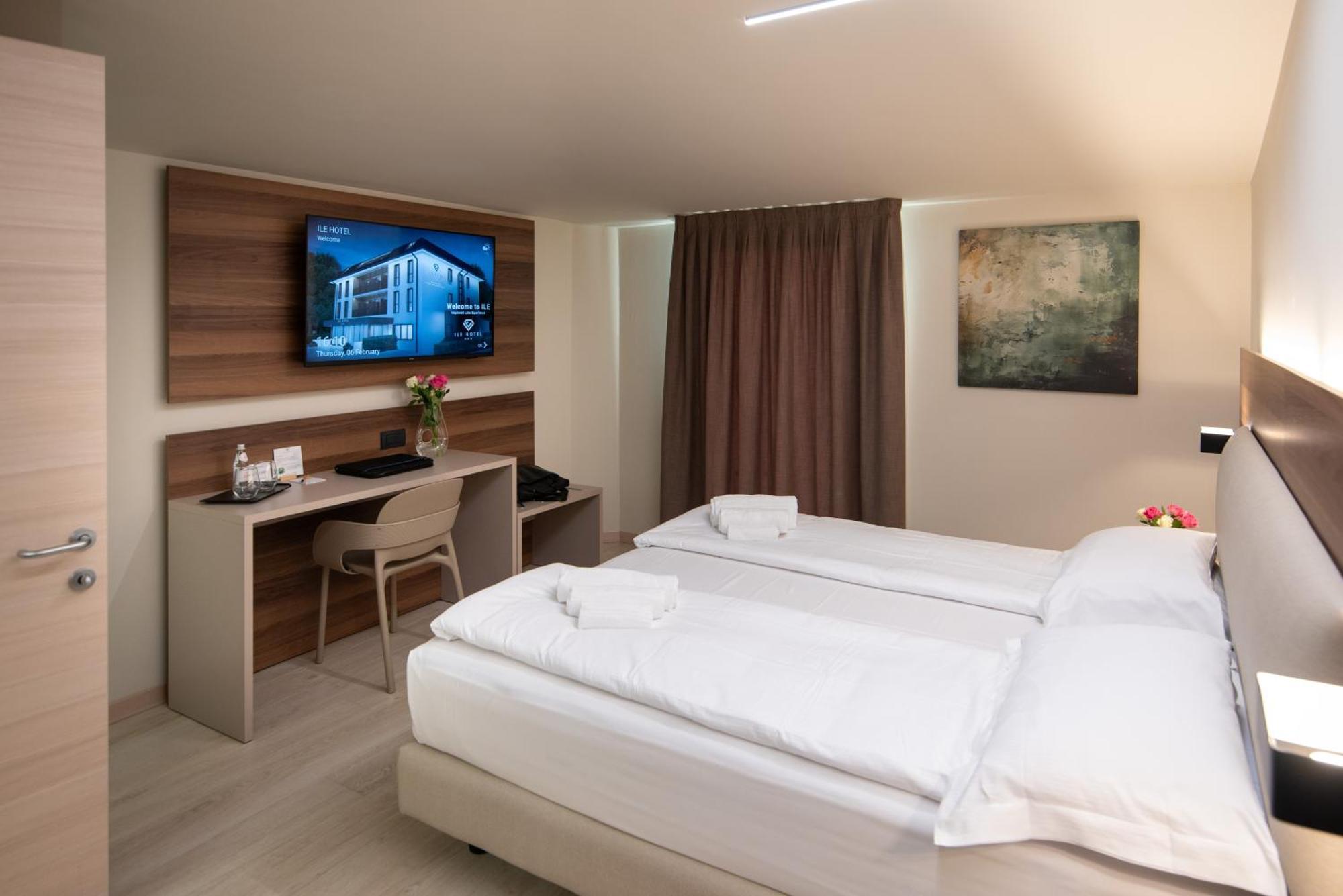 Ile Hotel Peschiera del Garda Luaran gambar